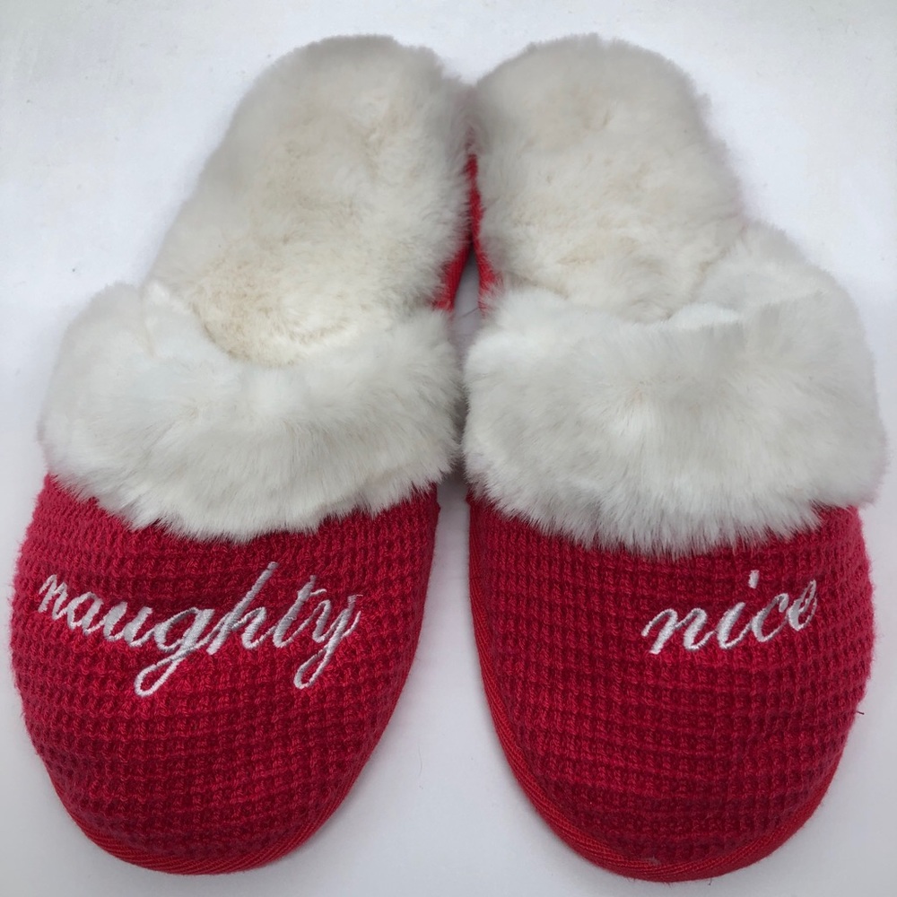 ❌SOLD - Victoria’s Secret Limited Edition Naughty & Nice Slippers